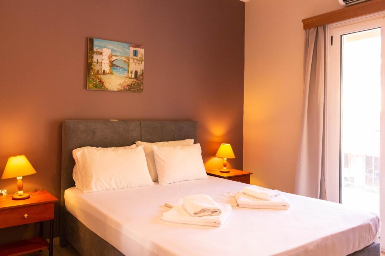 Apagio Apartments Mikros Gialos Bagian luar foto