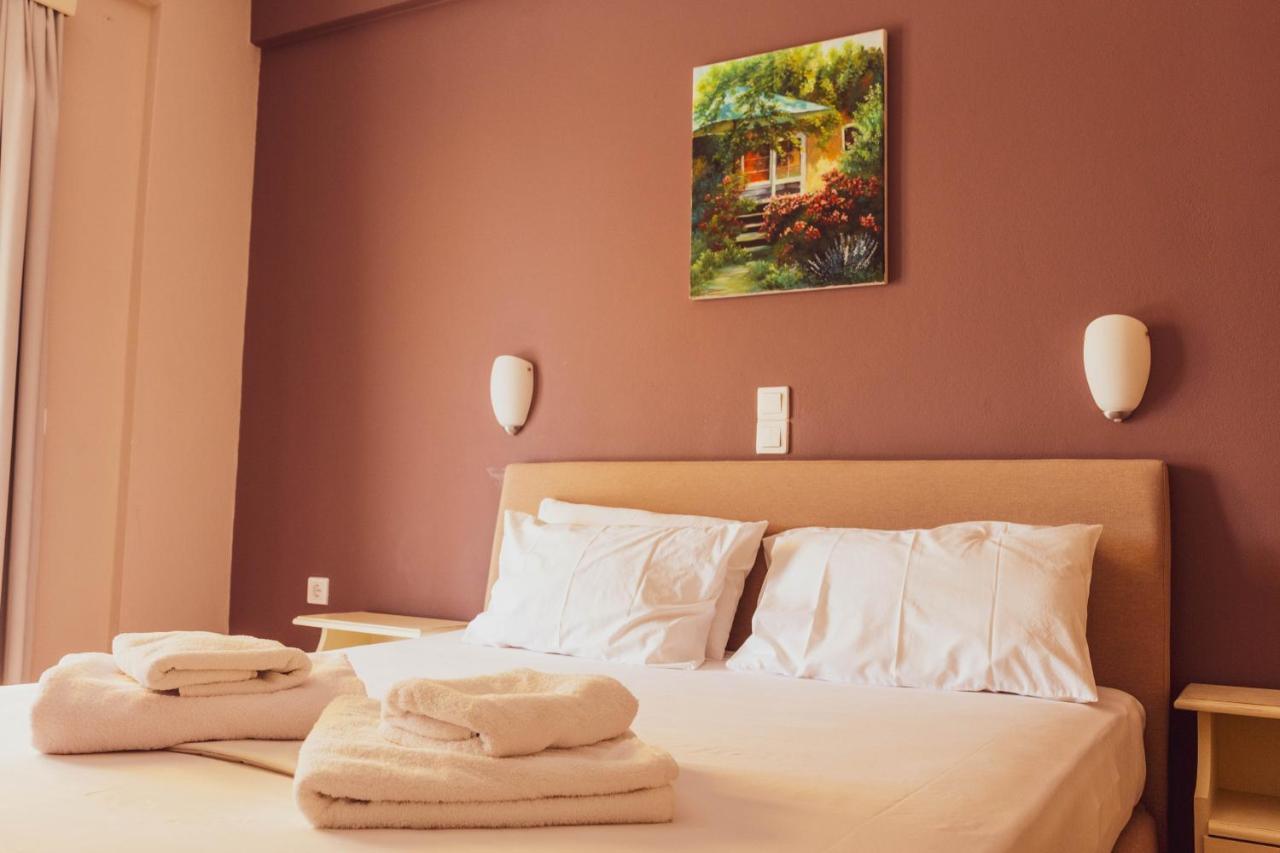 Apagio Apartments Mikros Gialos Bagian luar foto