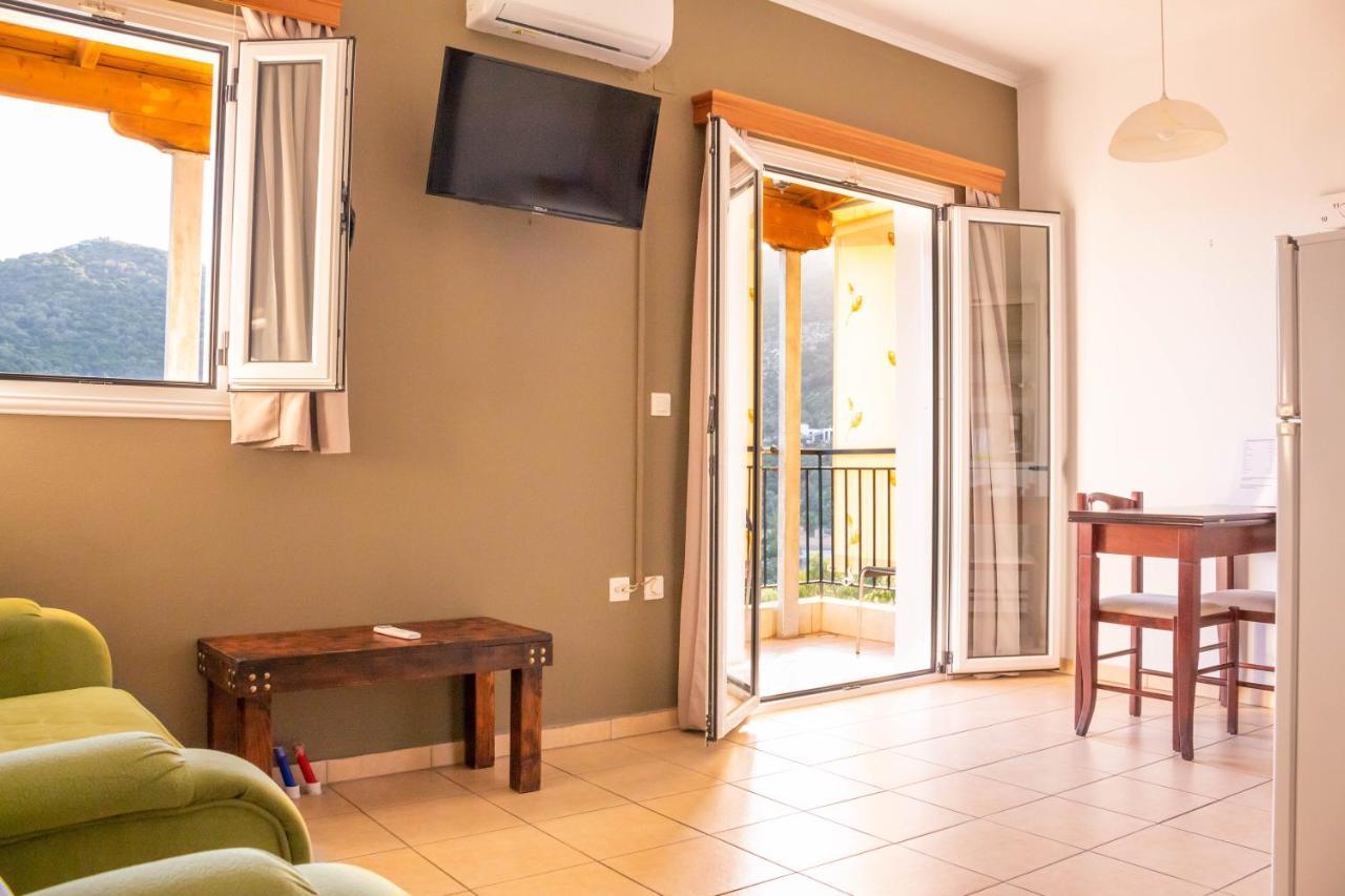 Apagio Apartments Mikros Gialos Bagian luar foto