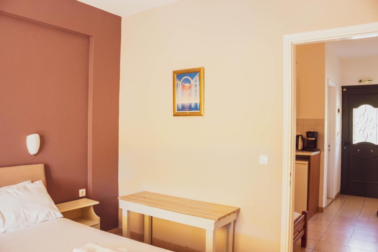 Apagio Apartments Mikros Gialos Bagian luar foto