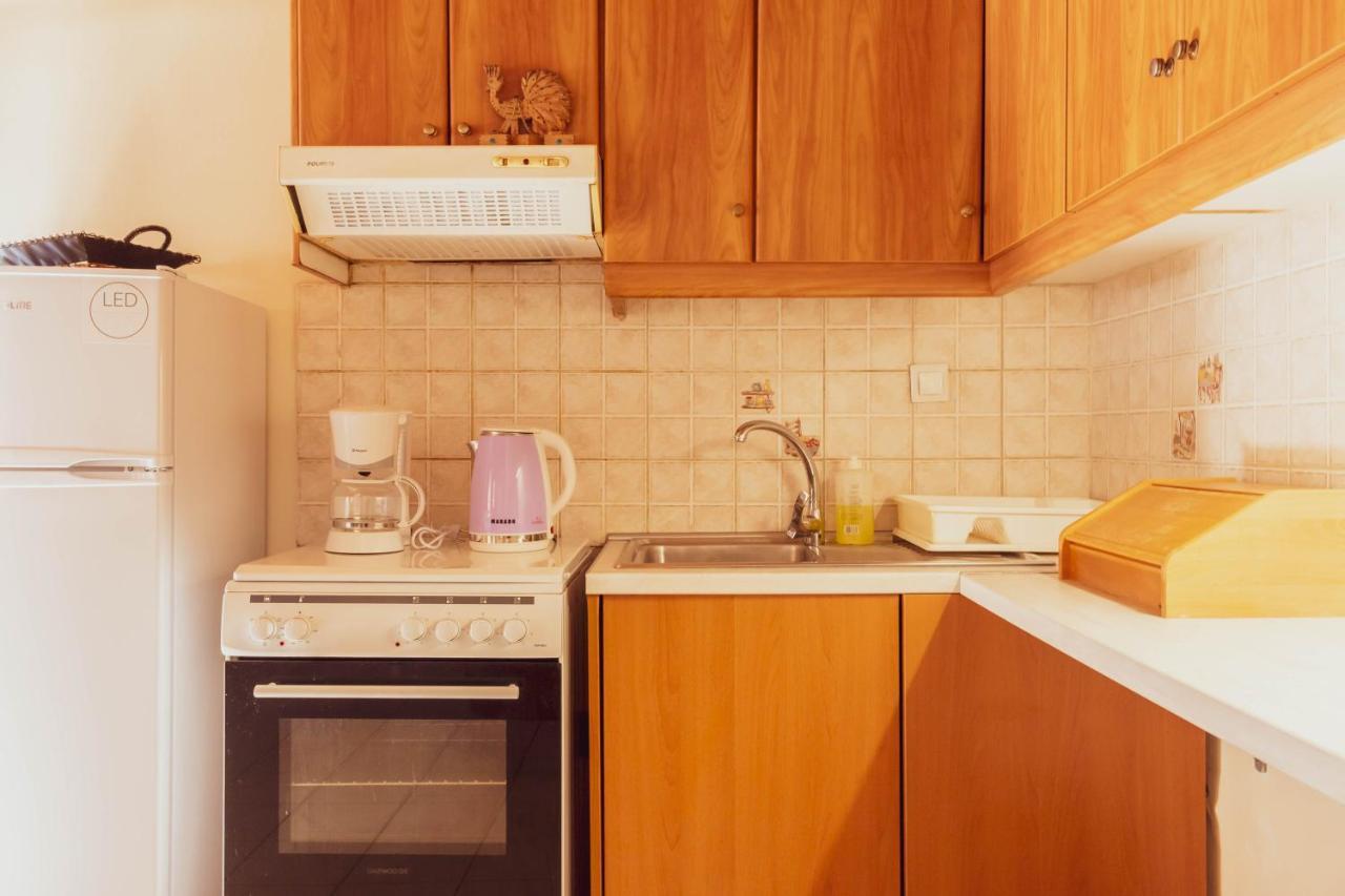 Apagio Apartments Mikros Gialos Bagian luar foto